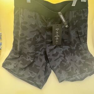 Ten Thousand brand men’s shorts-NWT